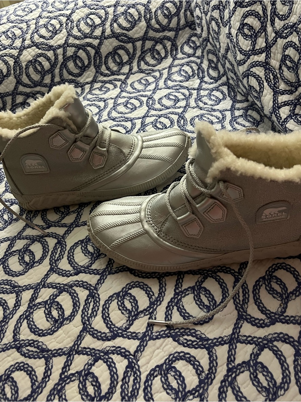 Sorel  Light Gray Shearling-Lined Waterproof Snow Boot